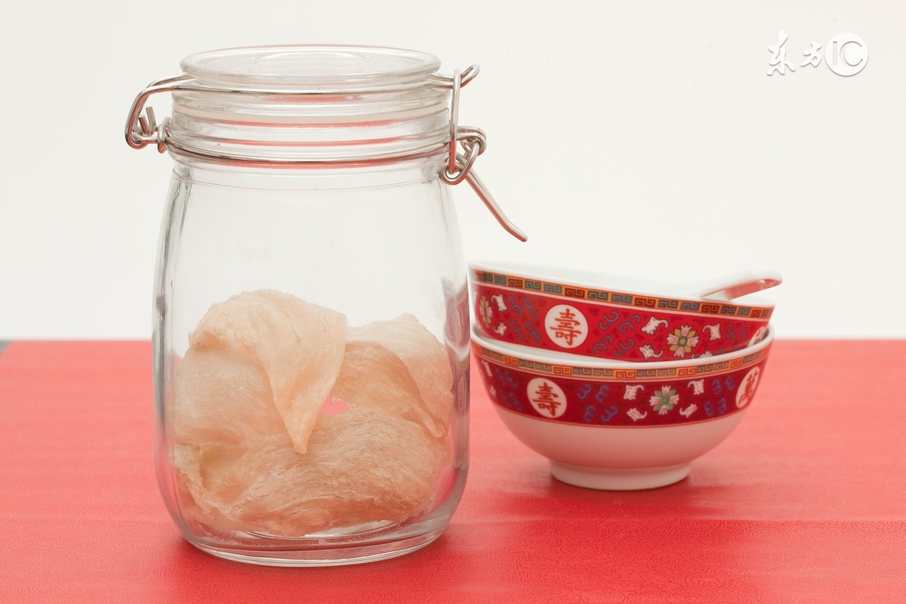 男性吃燕窝对身体有什么好处 (小时候吃燕窝对身体好吗)