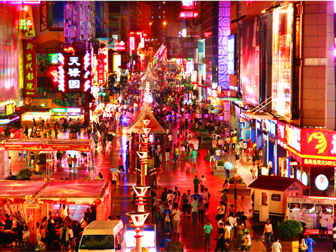 青岛海鲜美食探店,青岛美食特色啤酒海鲜