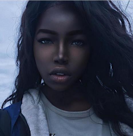 黑妹整容最新视频,黑妹整容失败哭诉视频录屏