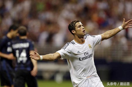 世界足坛十大速度过人,比博尔特还快的足球