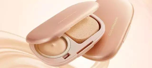 送礼物｜黑人痘肌都能放心用的日本货，演唱会8小时不脱妆还清爽，一年一瓶就够！