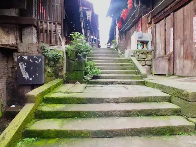 重庆不可错过的10个绝美古镇,重庆周边古镇旅游景点大全排名