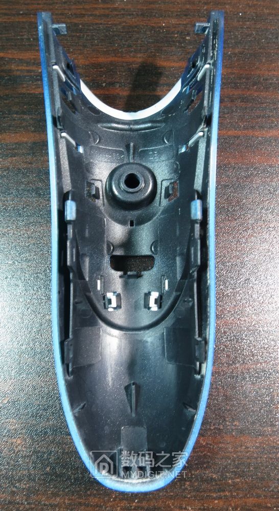 原来剃须的感觉如此美妙！飞利浦三头剃须刀不关机拆修