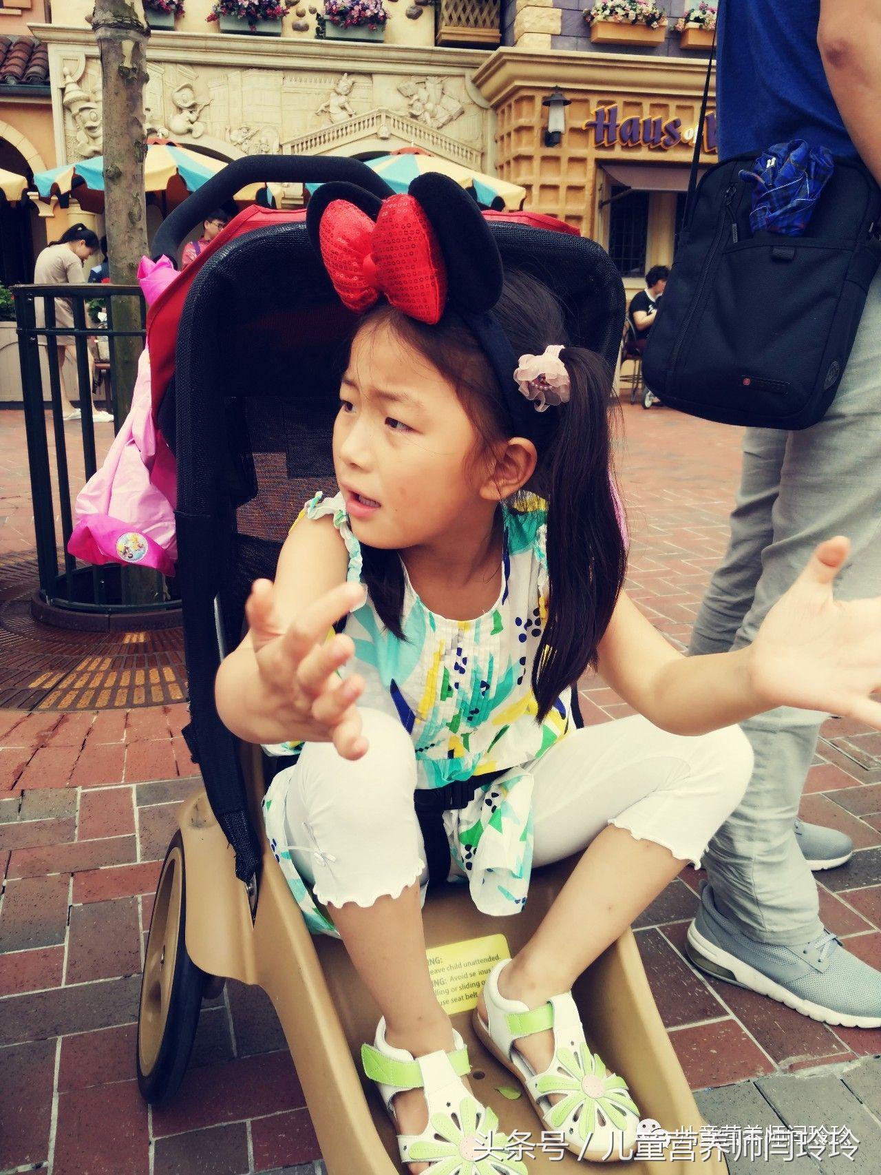 迪士尼实现小朋友们的公主梦,迪士尼是每个女孩的公主梦