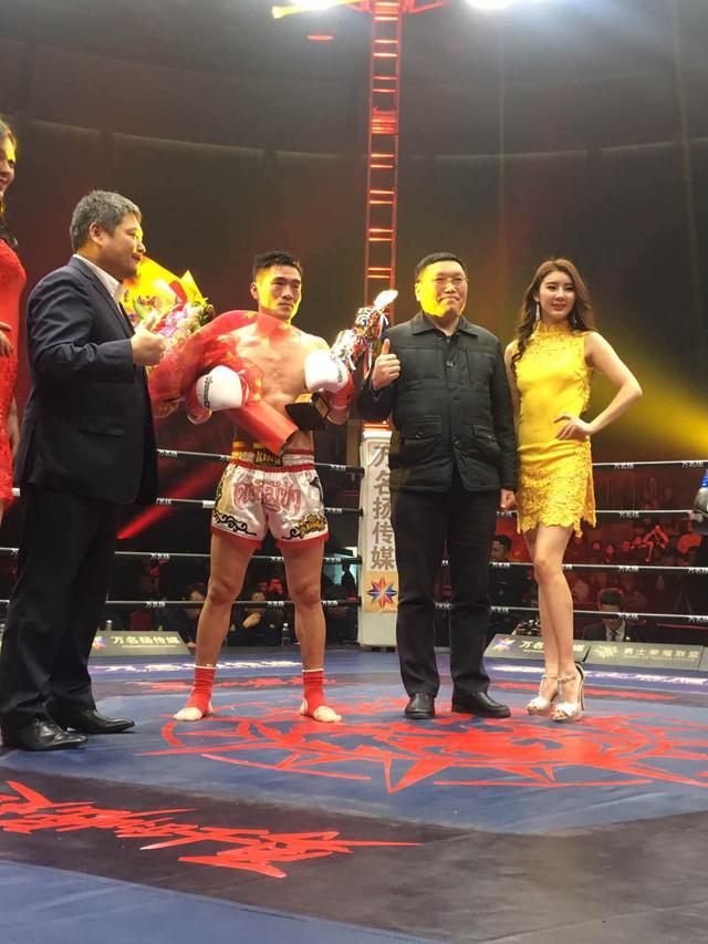 中国铁臂侠挑落日本三冠王,最新中日对抗赛集锦