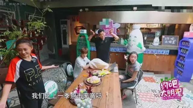 鹿晗迪丽热巴与鹿晗乔欣对比,鹿晗乔欣和鹿晗热巴