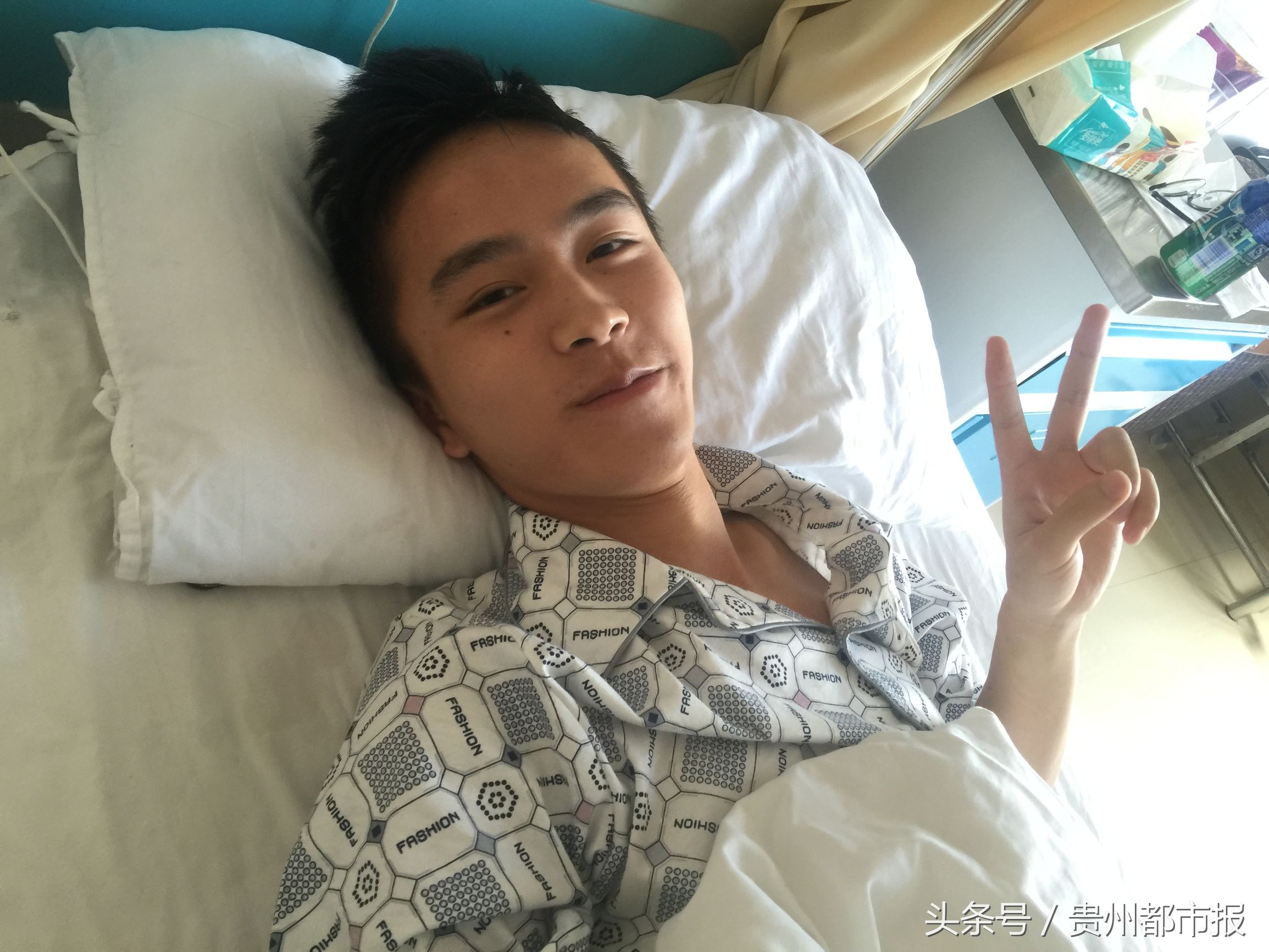 脊柱侧弯打17根钢钉视频,脊柱侧弯26颗钉子