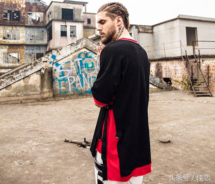 假两件长款上衣如何搭配裤子,假两件紧身上衣蓝色怎么搭配