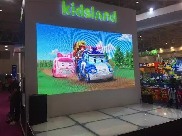 粑粑麻麻带娃去哪里玩,粑粑麻麻带娃去旅行