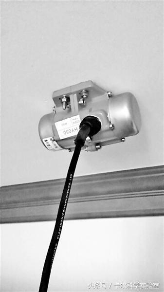 每天清晨楼上都有高跟鞋和拖家具的噪声，他只能出大招了！卡尔科学实验室第354期