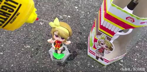 很缺德，日本一无名游戏实况主为求人气火烧LoveLive!花阳周边