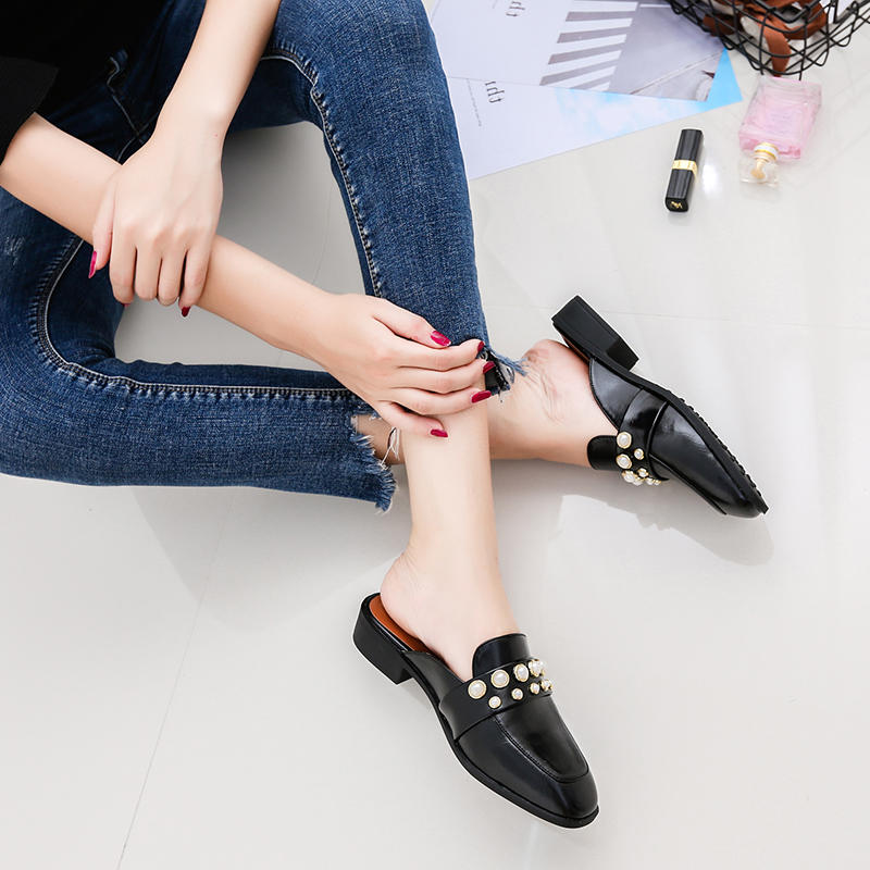 哇哇哇！中国大妈的澡堂拖成时尚标杆了？