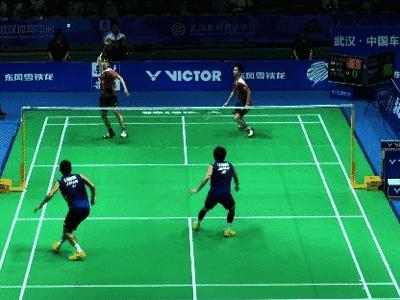 高手教你提高步法训练的几个方法,如何练习脚步和变向