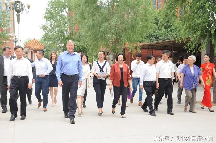 河北外国语学院发生的事,河北外国语学院国际化