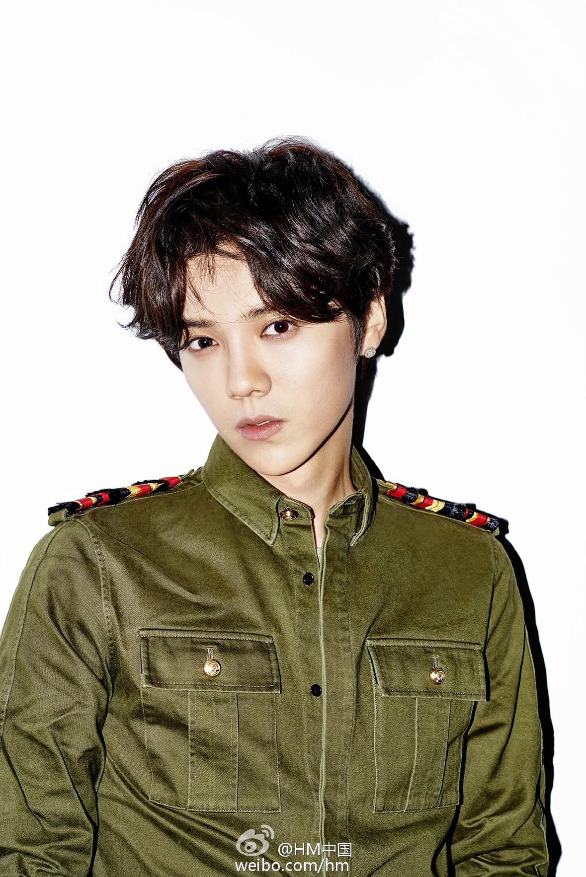 鹿晗有什么好的方面让关晓彤喜欢,鹿晗踢野球过人