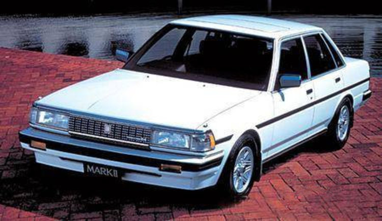 谈情怀还行，谈性能还差的远一些，锐志真的一蹶不振还是会奋起直追？