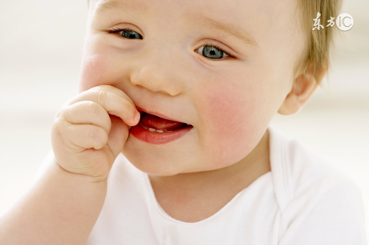 刚出生的婴儿长牙有什么迷信说法,38岁了还在长牙有什么迷信的说法