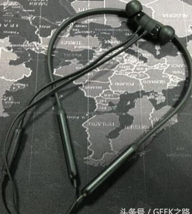 灯厂雷蛇,雷蛇战锤狂鲨pro有灯效吗