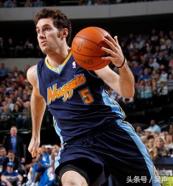 球场上有哪些冷门球衣，不落俗套逼格又高，穿上就显得很懂球