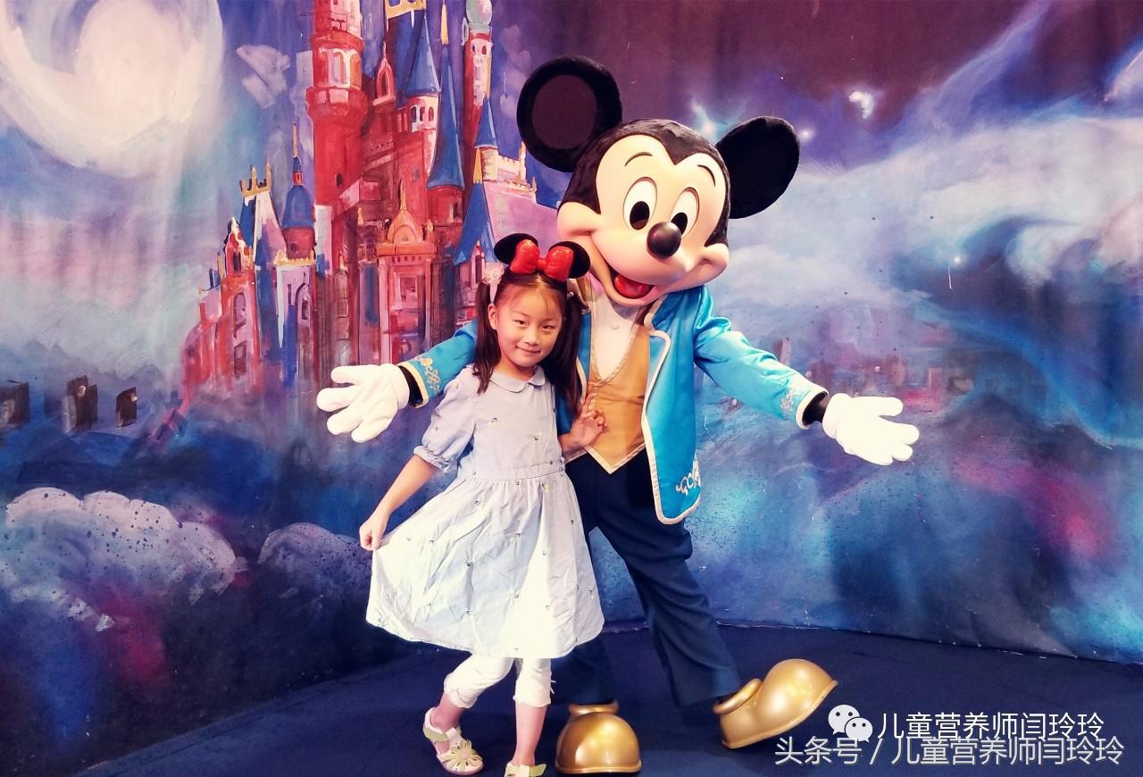 迪士尼实现小朋友们的公主梦,迪士尼是每个女孩的公主梦