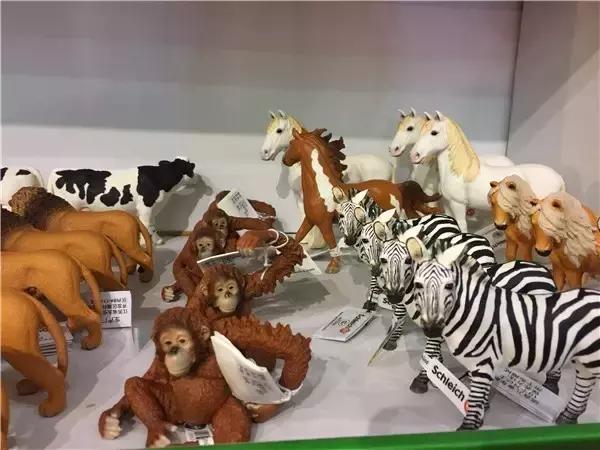 粑粑麻麻带娃去哪里玩,粑粑麻麻带娃去旅行