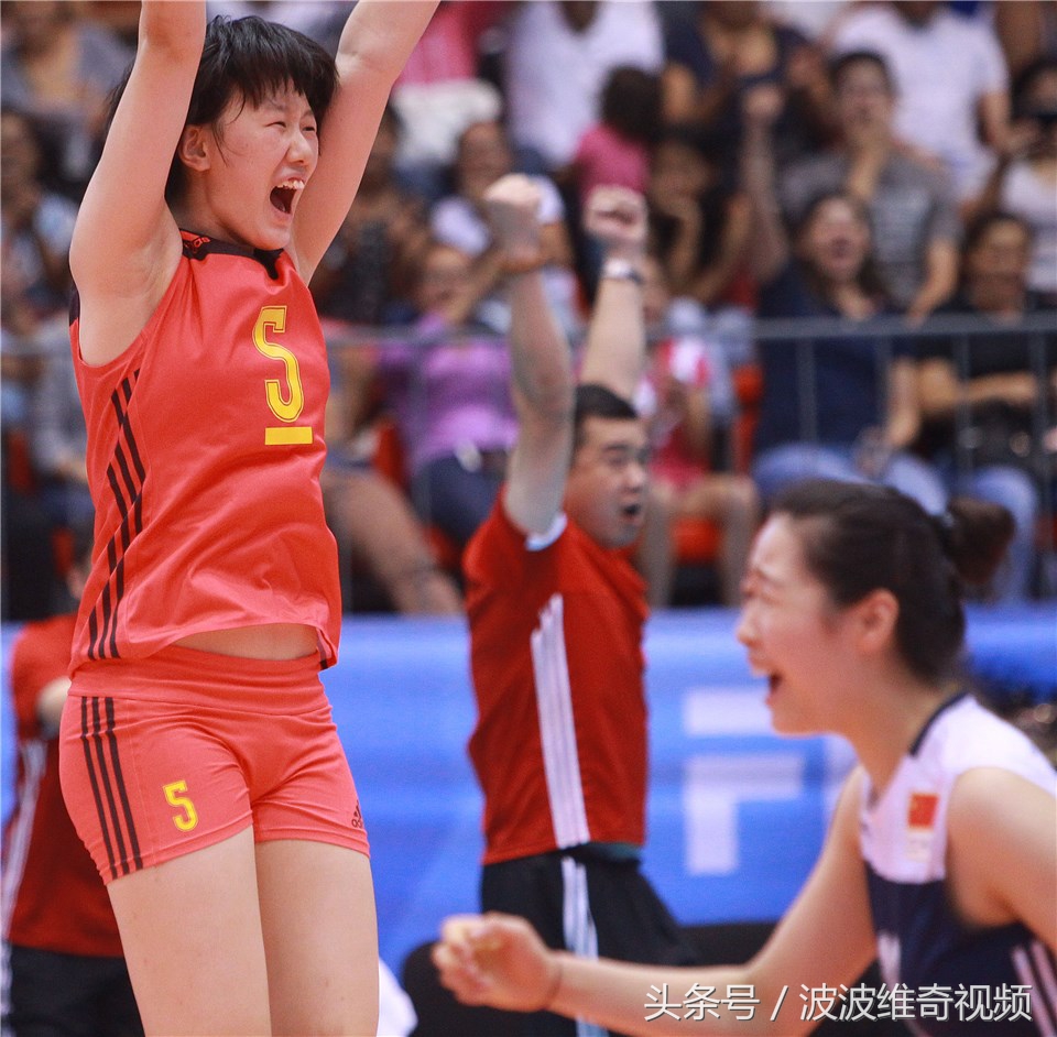 女排拦网7-19也能赢！国青双子星揽20+，小朱婷进攻差哪儿
