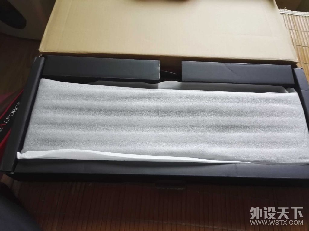 最好的静电容键盘款式,静电容键盘和红轴键盘