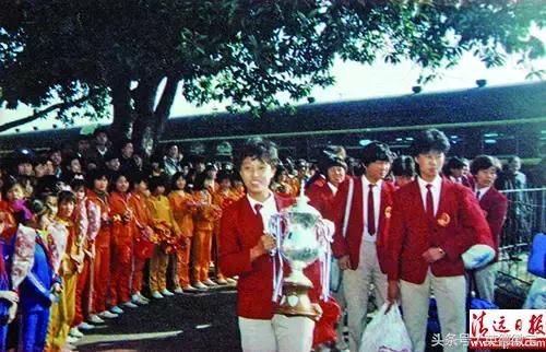 鍘嗗眾濂宠冻浜氭床鍐犲啗,鍘嗗眾浜氭床濂宠冻鍐犲啗