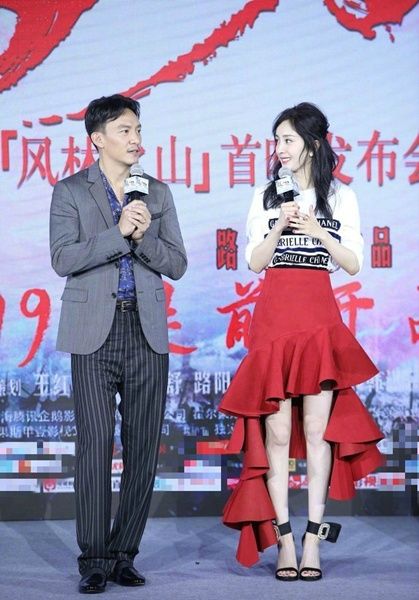 杨幂感冒发烧,杨幂针灸放血治疗