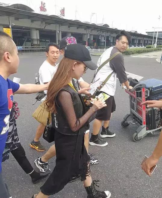 周杰伦个人近期采访视频,周杰伦成名之路专访