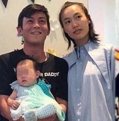 陈冠希晒女儿小脚丫,陈冠希晒女儿照片