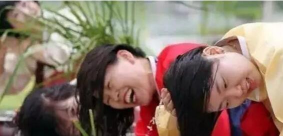 三伏天用艾水泡脚可以祛湿吗,三伏天用艾叶能清除身体的湿气吗