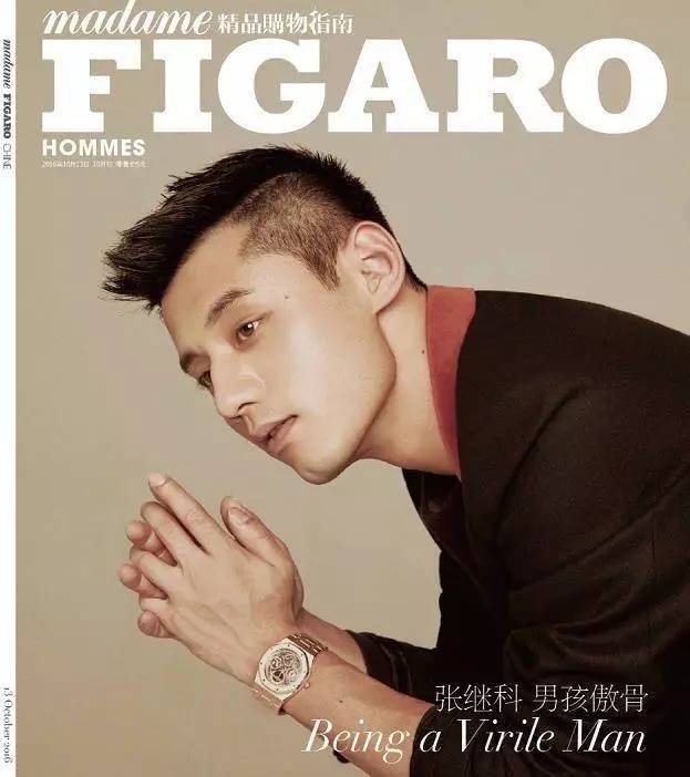 为什么打网球一定要穿裙子,足球员为什么带手表