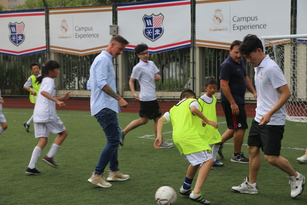 皇马训练夏令营,皇马夏令营完整视频