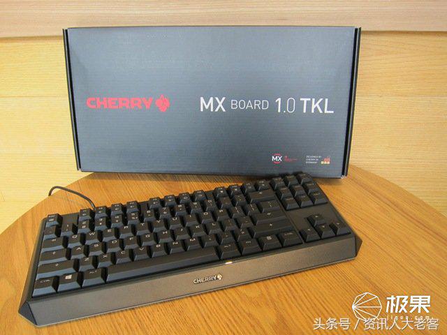 这就是“最正宗”的青轴了——CHERRYMXBOARD1.0TKL引发的思考