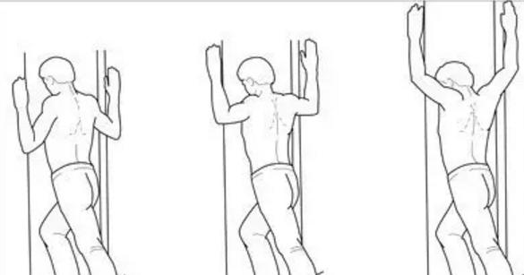 超火的一个驼背矫正,纠正驼背拱肩的训练