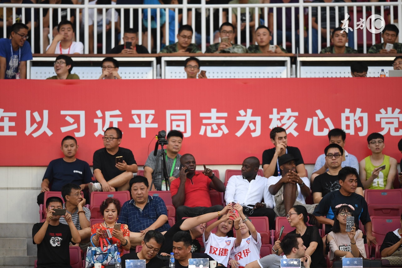 泰达球场看台感受,天津权健上海申花3:0