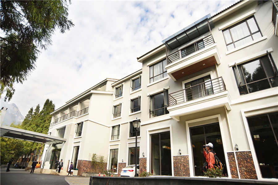 黄山温泉度假酒店泡温泉推荐,黄山脚下温泉旅游攻略