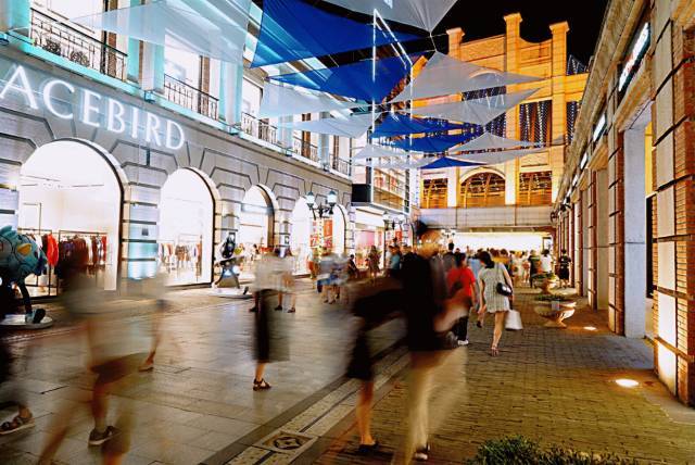 武汉友谊国际酒店三楼,武汉友谊国际酒店