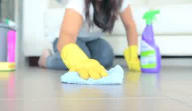 木地板烟头烫的痕迹修复多少钱,烟头烫的木地板痕迹怎么消除