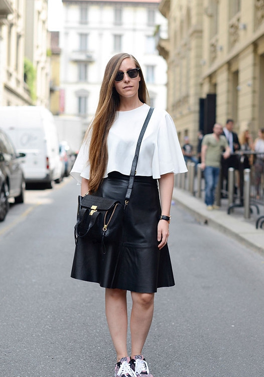 两周甩掉拜拜肉看着显瘦10斤,4个动作甩掉拜拜肉让你显瘦10斤