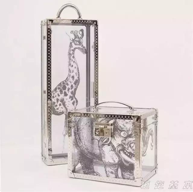 一边被人疯狂吐槽，一边赚的盆满钵满, LV是怎么做到的？