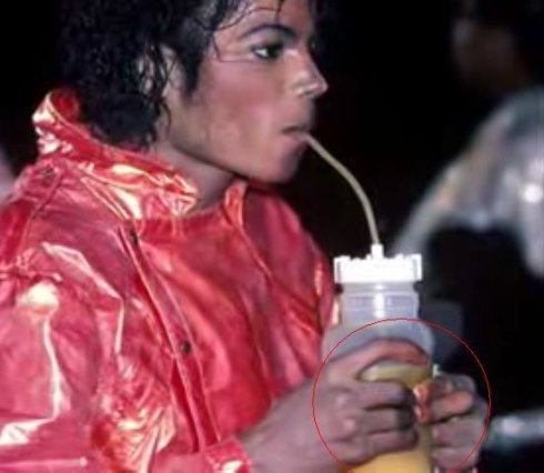 迈克尔杰克逊一生捐款,迈克尔杰克逊总共捐了多少钱