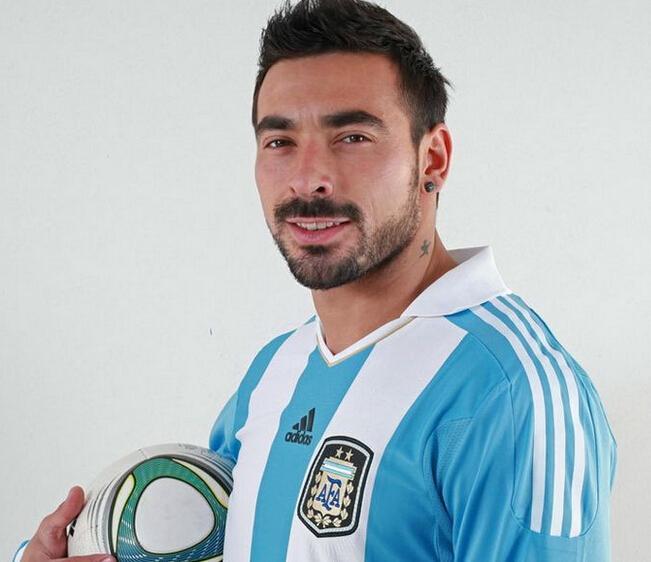 梅西微博热搜,梅西关注了什么人