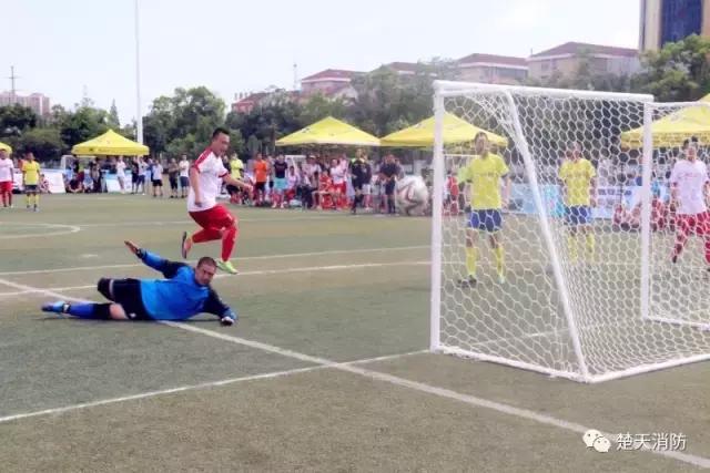 喜讯！湖北消防总队勇夺全省公安系统首届五人制足球赛亚军