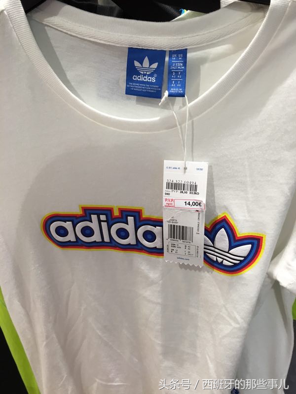 一件李维斯的T恤衫25欧元-西班牙商场耐克、阿迪达斯价格实拍