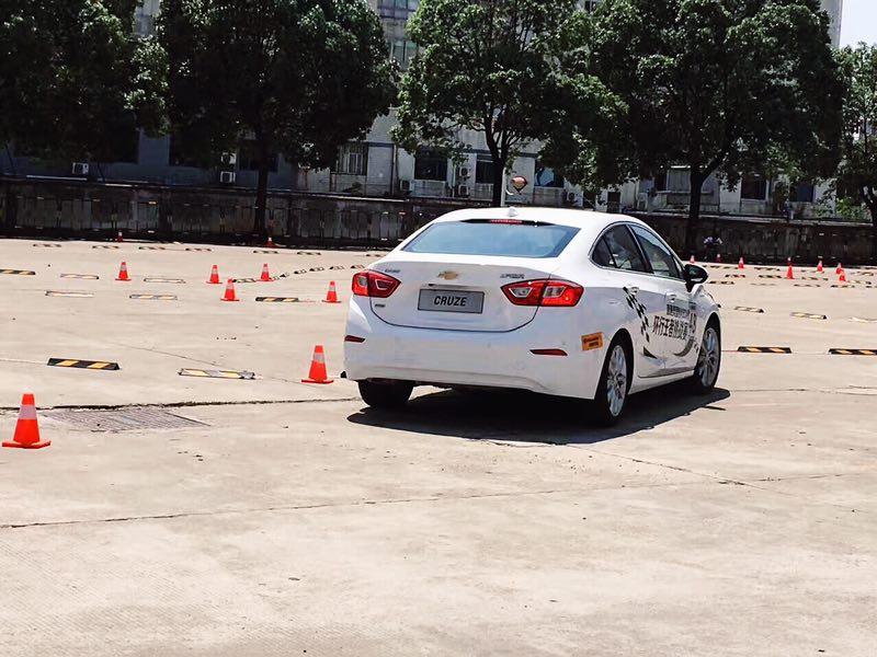 科鲁兹新款霸气登场,推荐三款全新科鲁兹