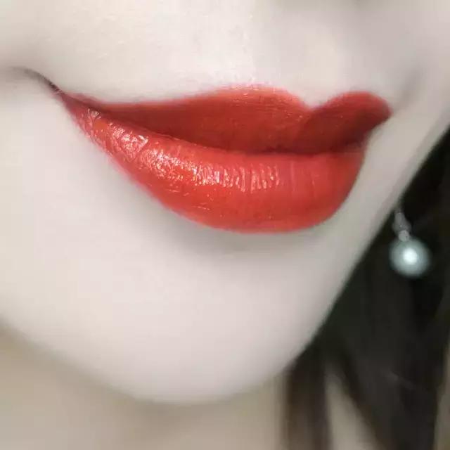 平价试色｜这个系列的口红，值得你ALLIN无压力！