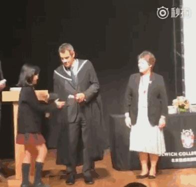 黄多多和李嫣谁有楷模,李嫣黄多多年收入