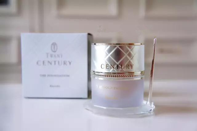 油皮用什么底妆比较好,油皮用什么类型的底妆产品